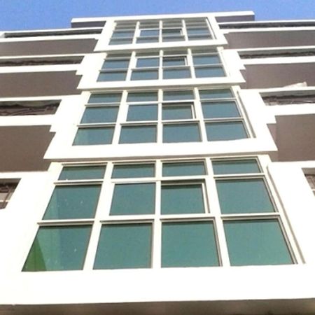 Charanpahari Hotel Nova Deli Exterior foto